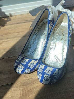 Lucky Cat Shoes